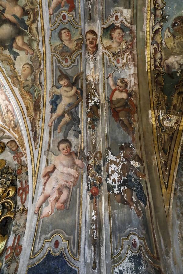 Visita a la nueva fase de restauración de las pinturas murales de la capillita de San José