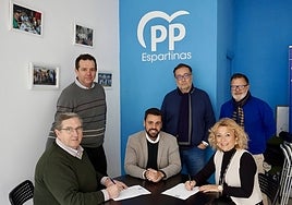 El PP de Sevilla presenta doce caras nuevas del segundo listado de 17 candidatos para las municipales