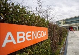 Rioglass, del grupo Atlántica, firma la compra de activos de Abengoa Solar y se queda con sus 400 empleados