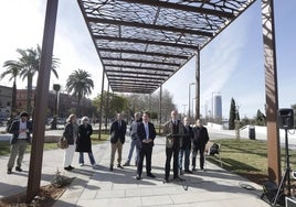 Sevilla estrena plaza en la calle Torneo