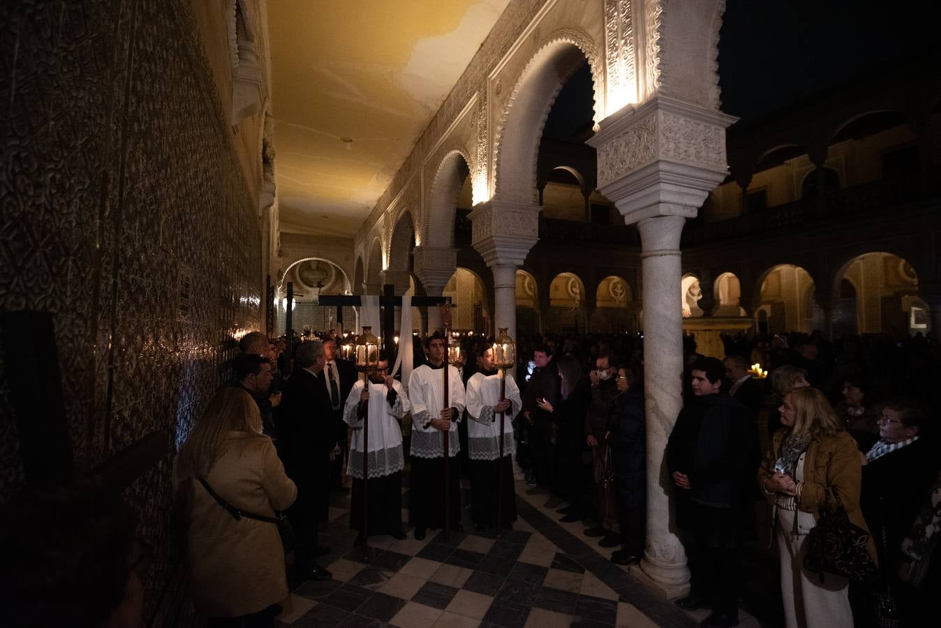 El tradicional viacrucis de la Pía Unión en la Casa de Pilatos