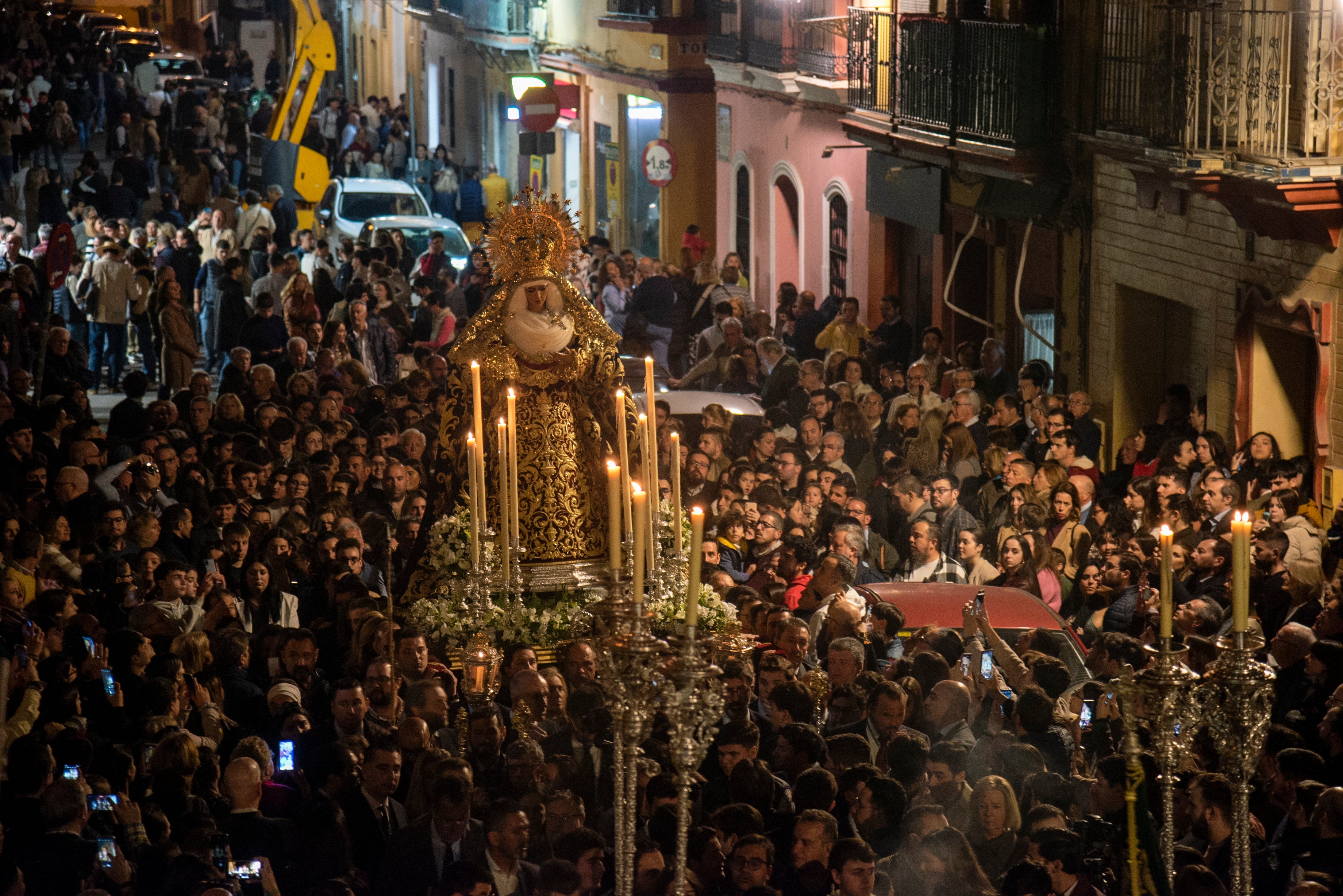 El traslado de la Esperanza de Triana a Santa Ana