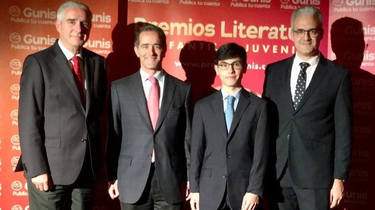 Attendis recibe el Premio a la Labor Educativa por el Proyecto Tiza Stories