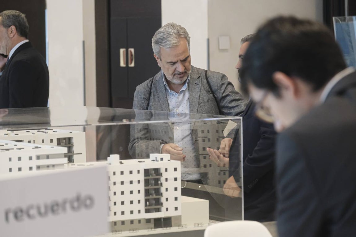 Inauguración de la novena edición de la feria inmobiliaria en el Hotel NH Collection de Sevilla