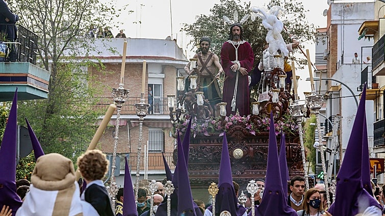 Hermandades y cofradías del Viernes de Dolores en Sevilla