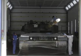 Llegan a Sevilla otros cuatro Leopard para ser reparados y enviados a Ucrania