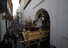 Horarios de visita de las iglesias de las hermandades del Viernes Santo de Sevilla