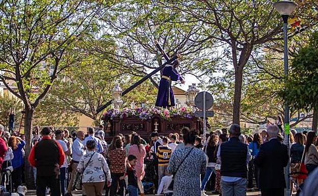 El Nazareno del Divino Perdón, por las calles de Alcosa