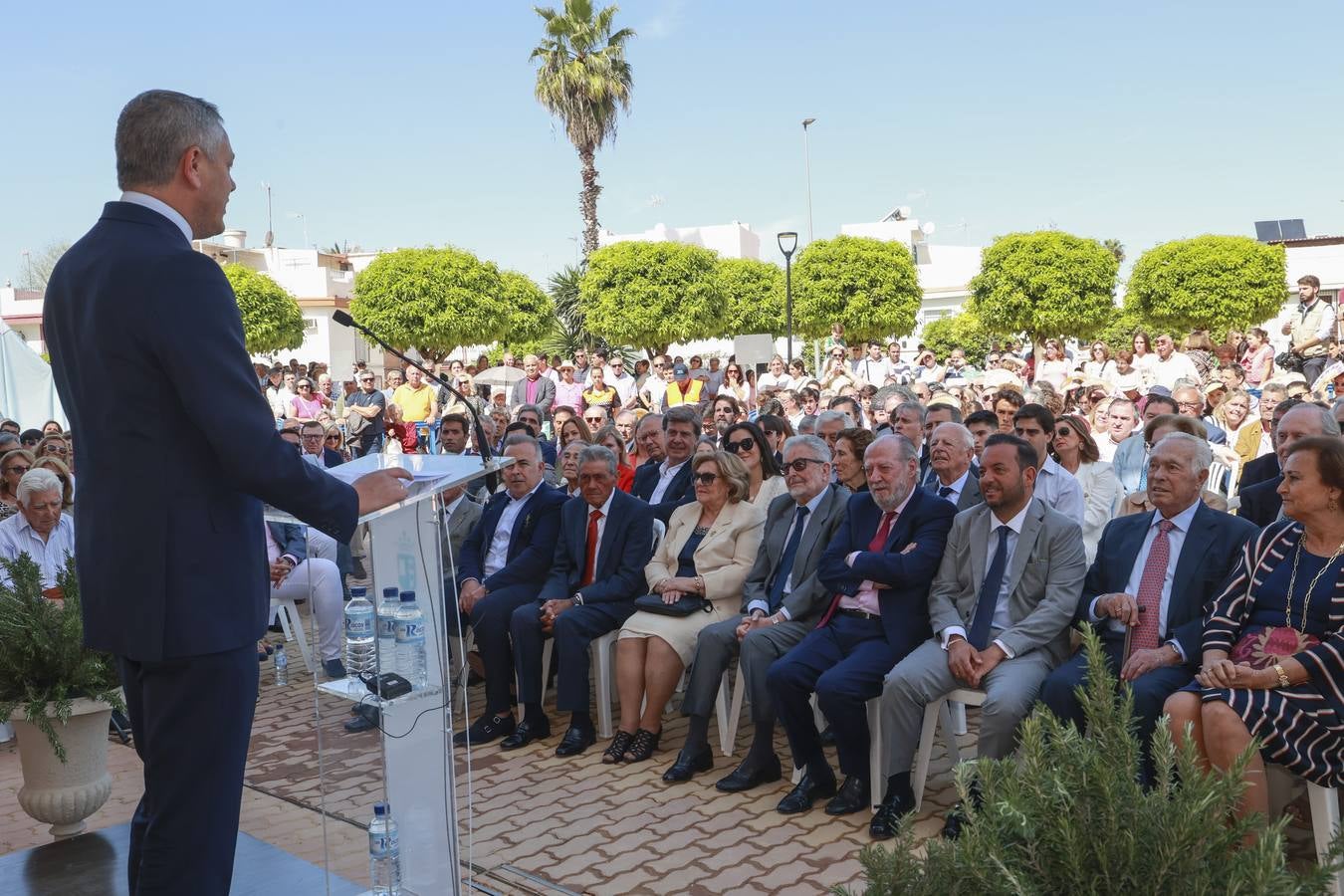 Inauguración del monumento a Curro Romero en La Algaba