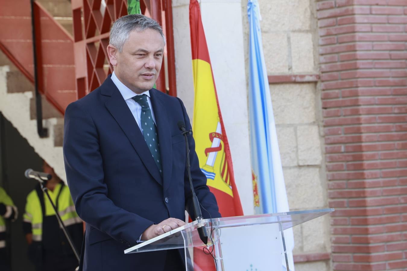 Inauguración del monumento a Curro Romero en La Algaba