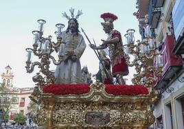 VÍDEO: Entrada en la Campana del Señor del Silencio de la Amargura el Domingo de Ramos de la Semana Santa de Sevilla 2023