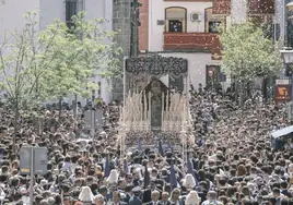 Las imágenes de La Hiniesta en el Domingo de Ramos de la Semana Santa de Sevilla 2023