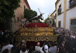 Las Penas, por las calles de Sevilla, tras cuatro años de espera