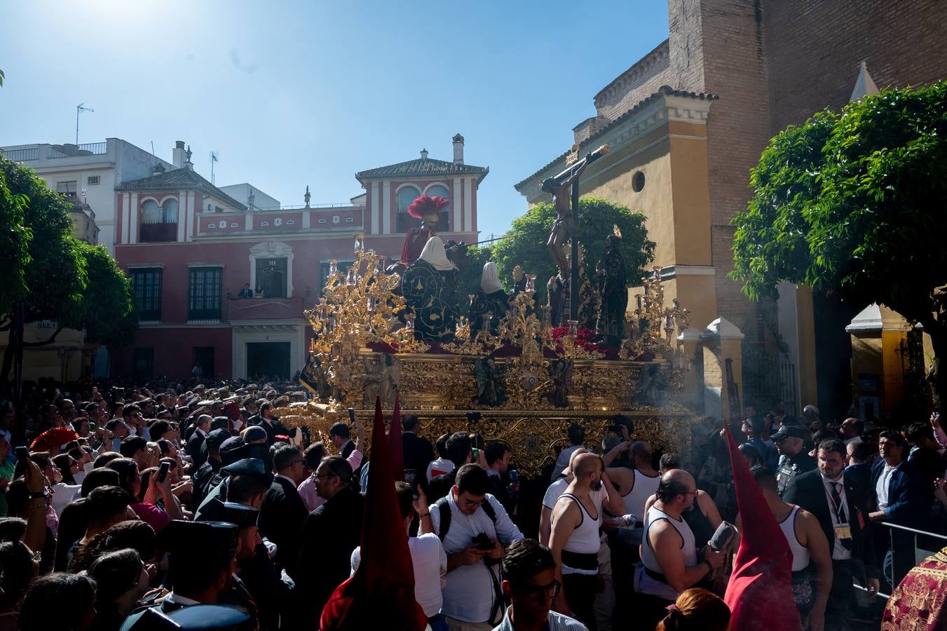 fotos-de-la-hermandad-de-la-lanzada-en-el-mi-rcoles-santo-de-la-semana