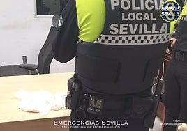 Atrapan tras una persecución en Sevilla a un joven con 750 gramos de cocaína