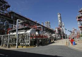 Cepsa crea un 'joint venture' con Bio-Oils para construir en Huelva una gran planta de biocombustibles