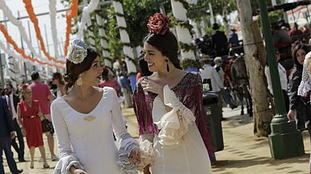 Diccionario básico de la Feria de Abril de Sevilla 2023: las palabras para pisar el real «con arte»