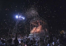 Semana Santa de Sevilla de 2023: El histórico paso del Cerro por el puente de San Bernardo