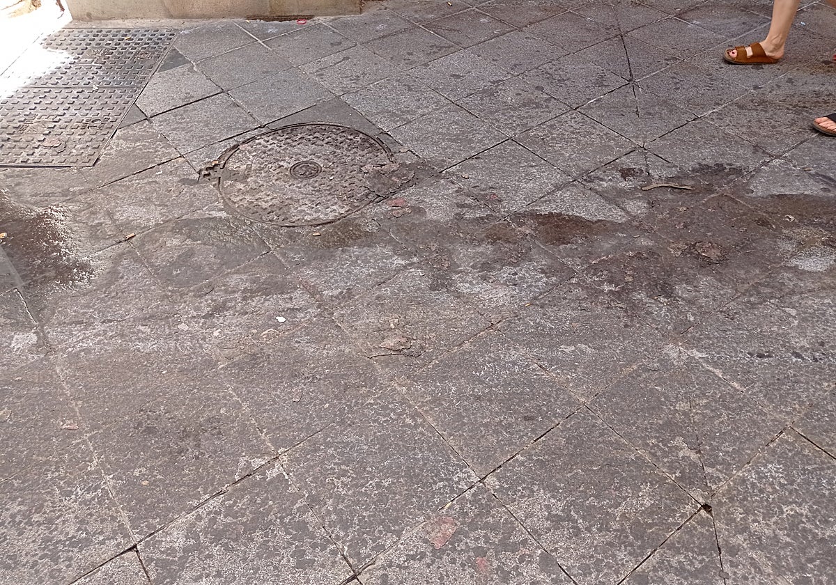 Cera en la estrechez de la calle Francos