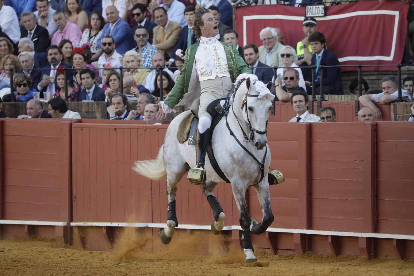 Faena de Rui Fernandes, este domingo 23 de abril en la plaza de toros de Sevilla