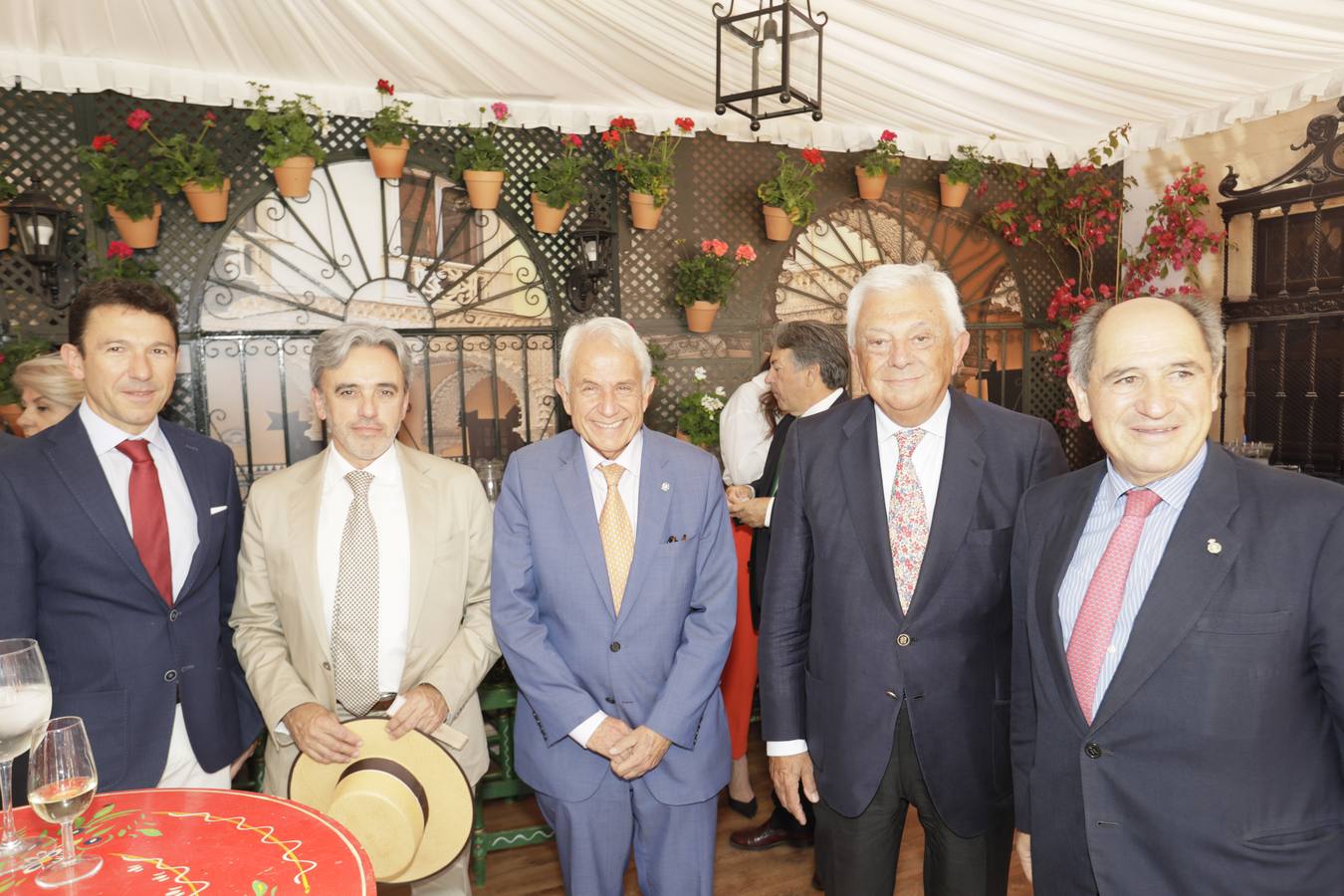 Recepción del Banco Santander, este domingo en el real de la Feria