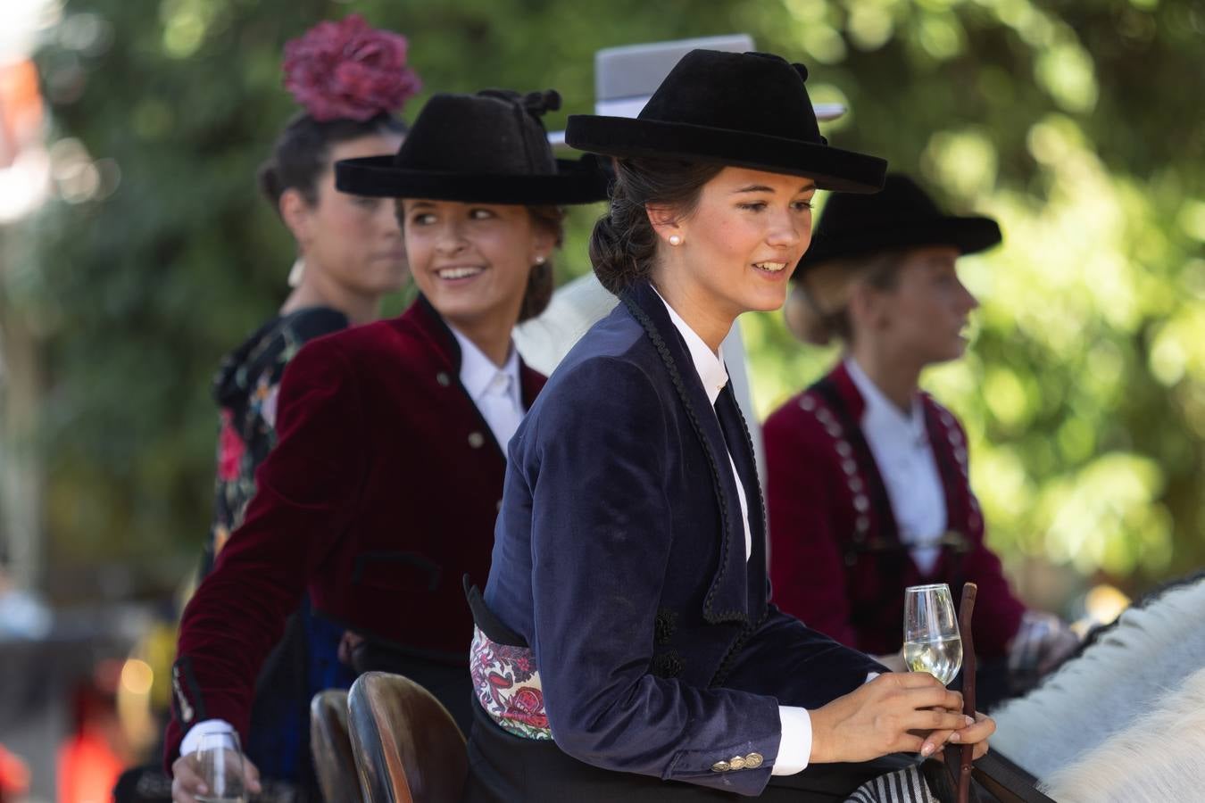 Calor y multitudes este lunes en el real de la Feria