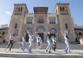 El musical 'Malinche' inunda con su alegría el Parque de María Luisa de Sevilla en plena Feria