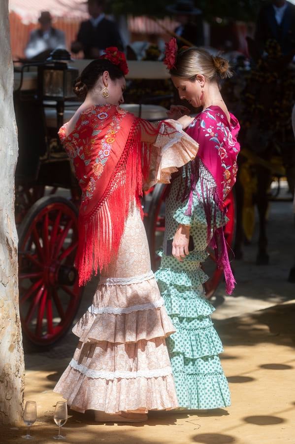 Multitudinaria jornada de Feria, previa al festivo