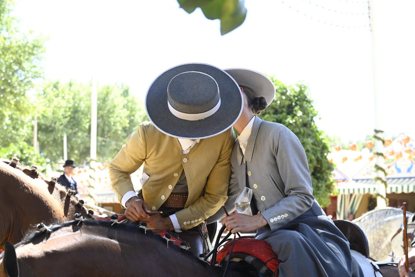 Ambiente en el real este miércoles festivo de la Feria de Abril 2023