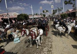 ¿Qué hacer en la Feria de Abril de Sevilla 2023 si no tienes caseta?