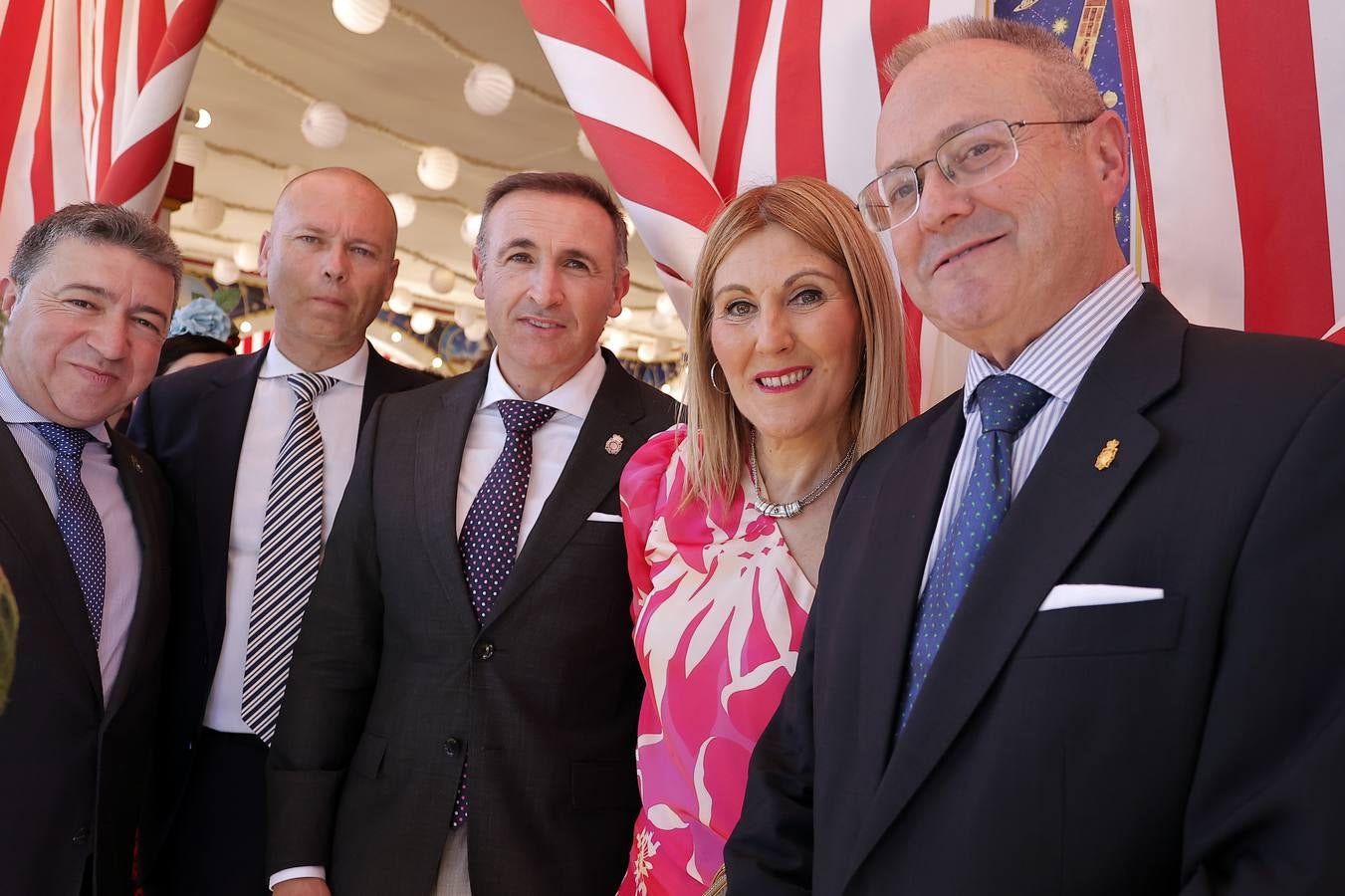 Ambiente de las recepciones este miércoles en el real de la Feria