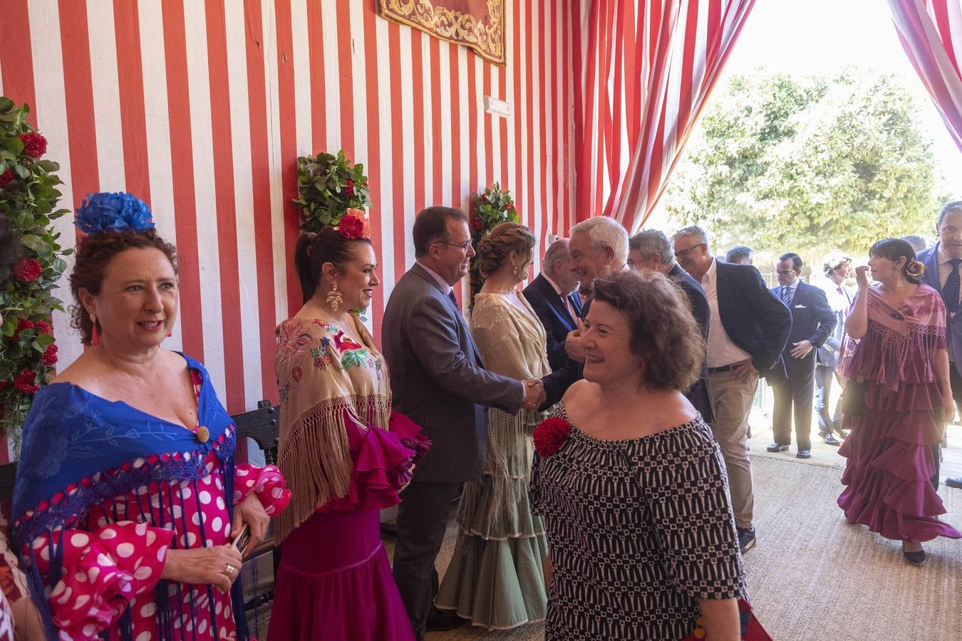 Ambiente de las recepciones este miércoles en el real de la Feria