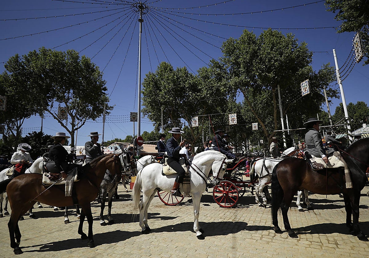 Paseo de Caballos en la Feria de Abril de Sevilla