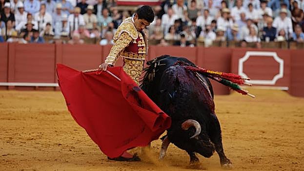 Tomás Rufo abre la Puerta del Príncipe