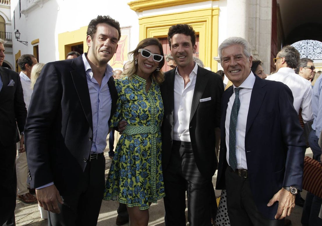 En imágenes, Puerta del Príncipe de la corrida de José Mª Manzanares ...