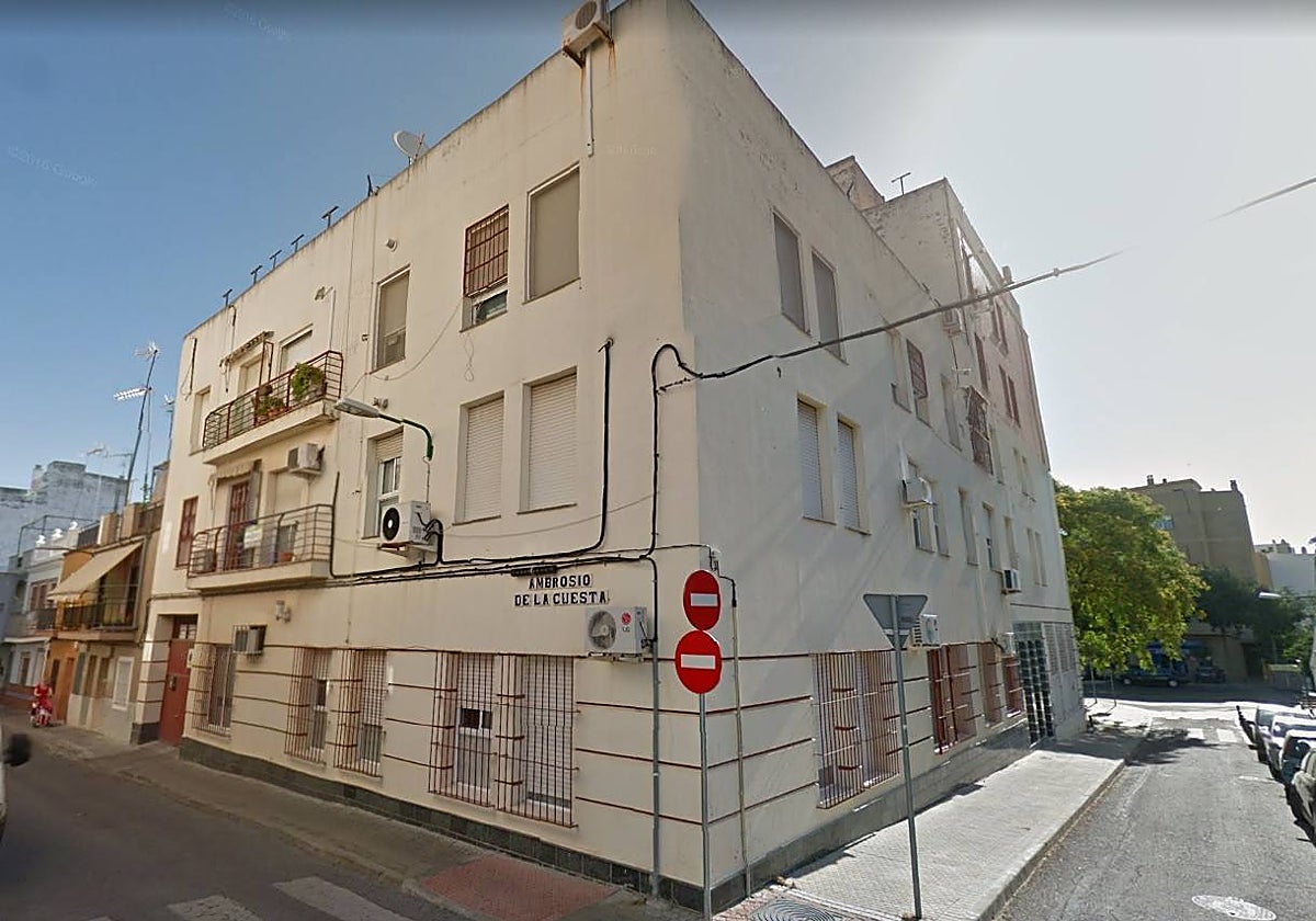 El crimen ocurrió en el número 39 de la calle Ambrosio de la Cuesta de Bellavista