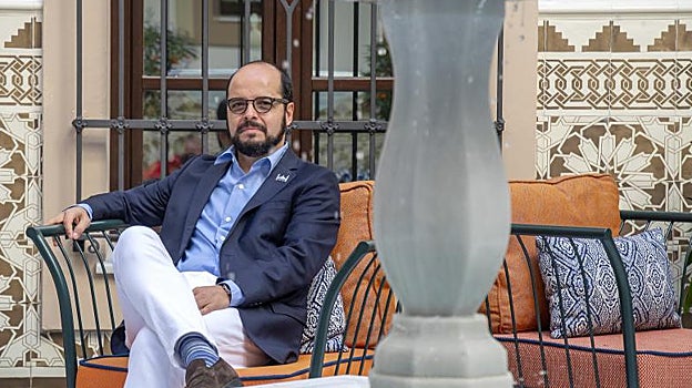 Javier Arredondo durante su visita a Sevilla