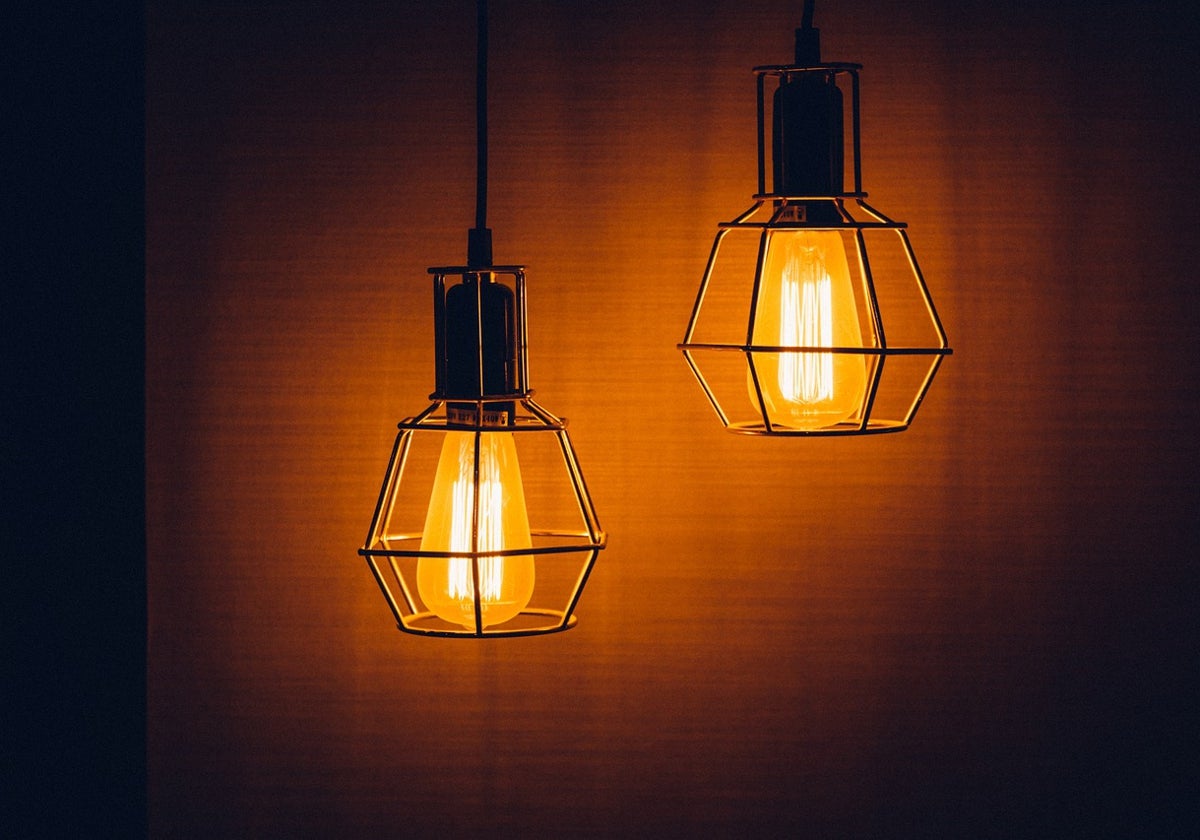 La luz baja este lunes