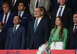 Juanma Moreno reivindica a Andalucía como «la casa del fútbol español» tras la quinta final de Copa del Rey en Sevilla