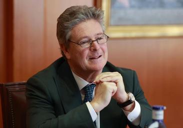 El director general de Caja Rural del Sur: «Vamos a emitir bonos por 500 millones de euros»