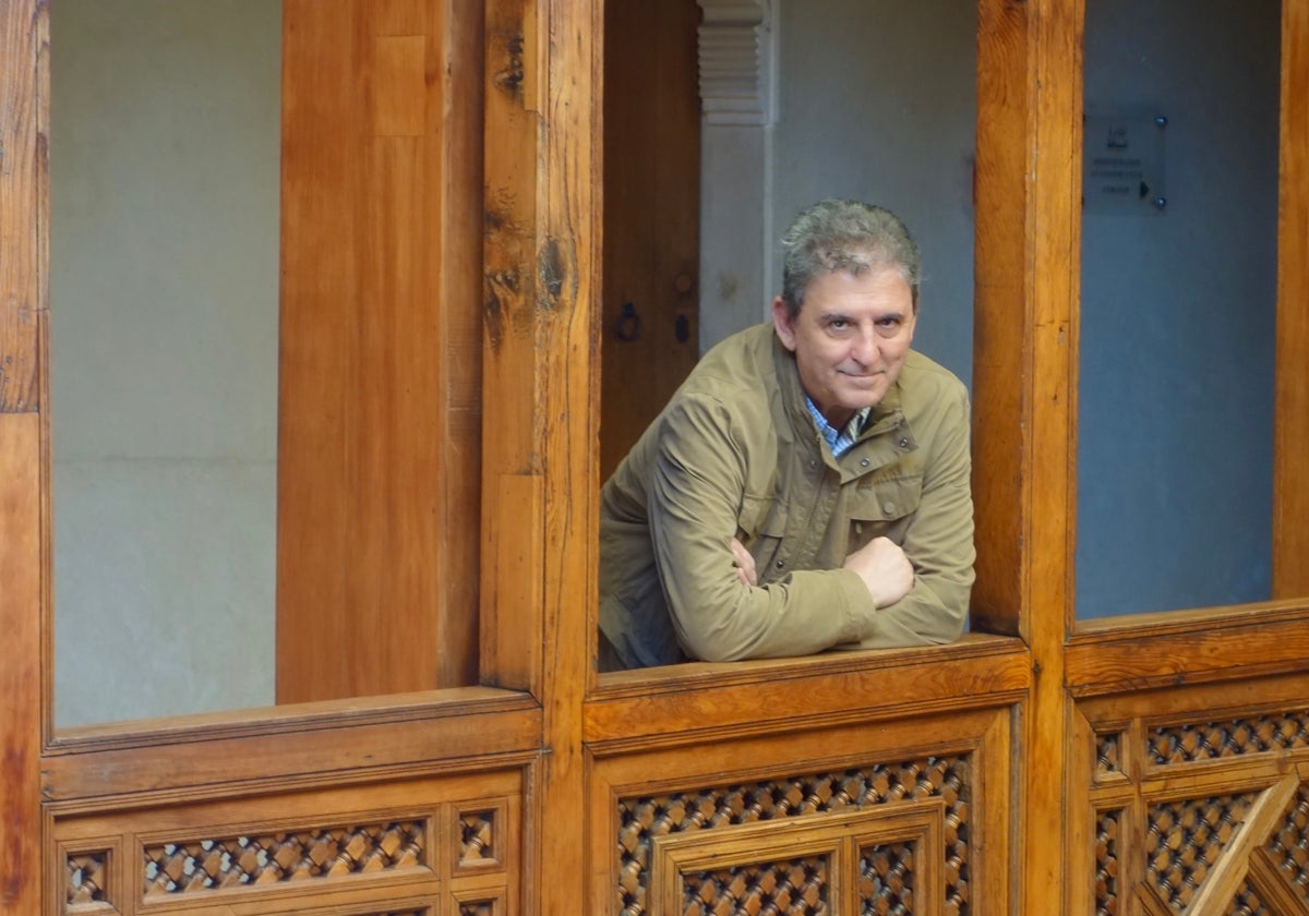 Francisco Gallardo revisita la Sevilla de su juventud en 'El rock de la calle Feria'