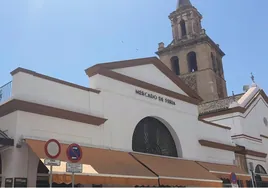 Patrimonio reclama más información sobre la rehabilitación de la plaza de abastos de la calle Feria de Sevilla