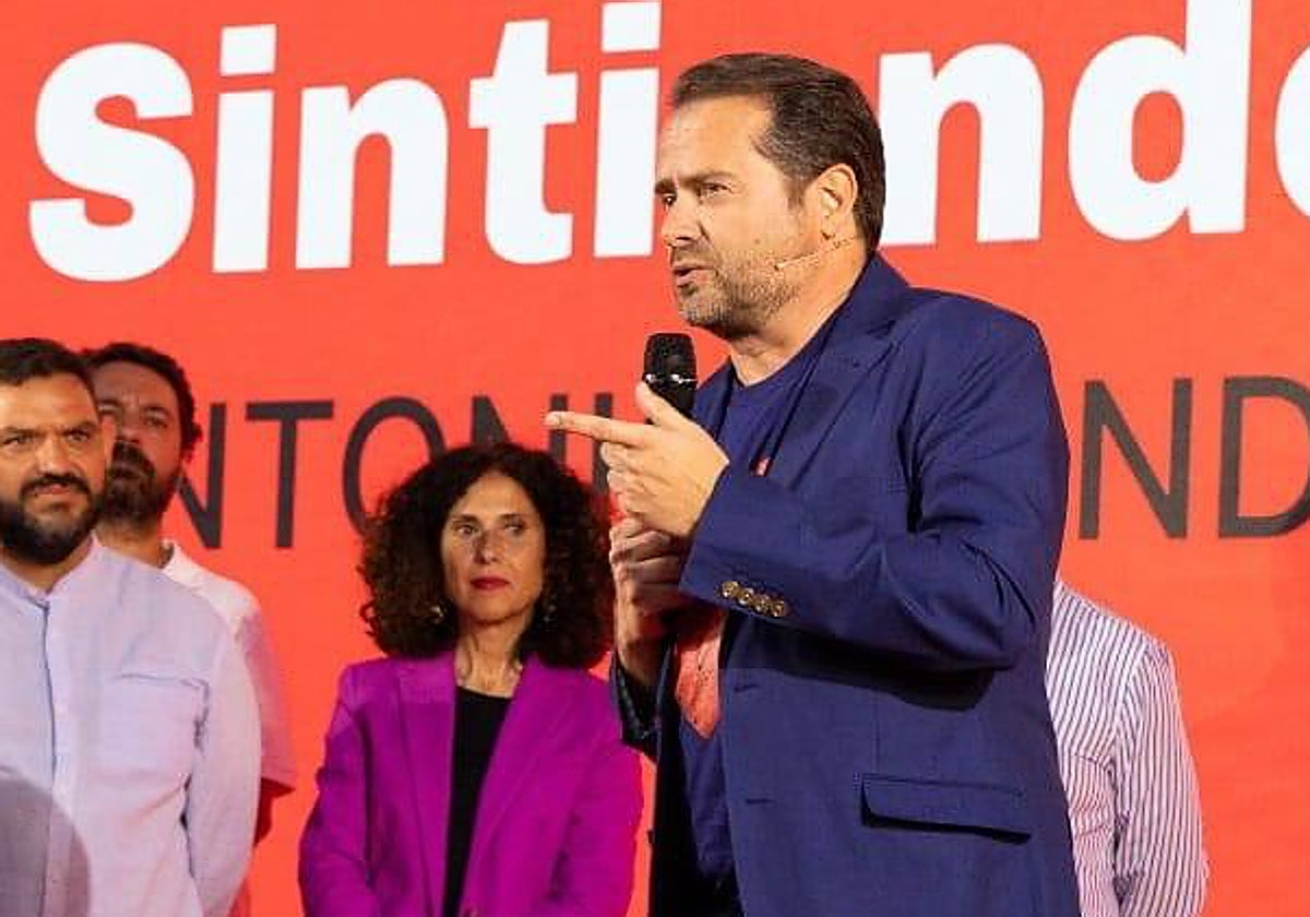 Mairena del Aljarafe: Una plaza donde se han 'olvidado' de las mayorías ...