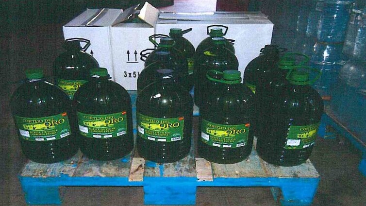 El fraude en la venta de aceite de oliva tiene su epicentro en una fábrica de Sevilla