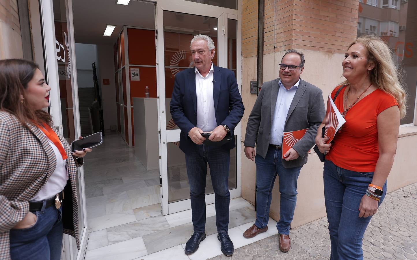Miguel Ángel Aumesquet, llegando a la sede de Ciudadanos