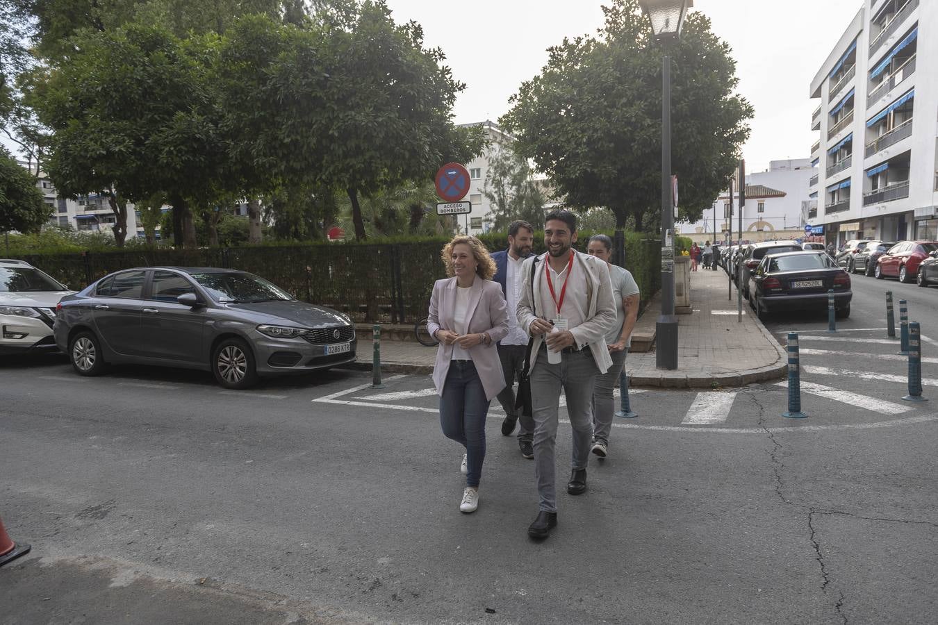 Llegada de Susana Hornillos, a la sede de su partido.