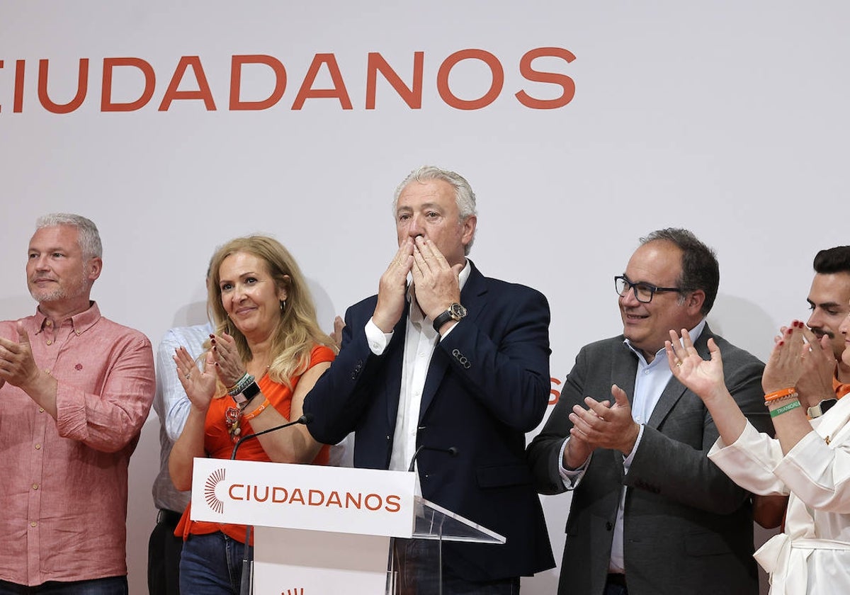 Aumesquet, de Ciudadanos, se despidió este domingo de la política