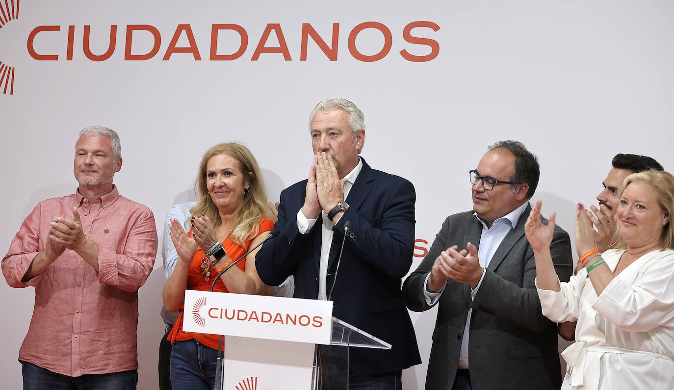 Miguel Ángel Aumesquet en la sede de Ciudadanos en Sevilla
