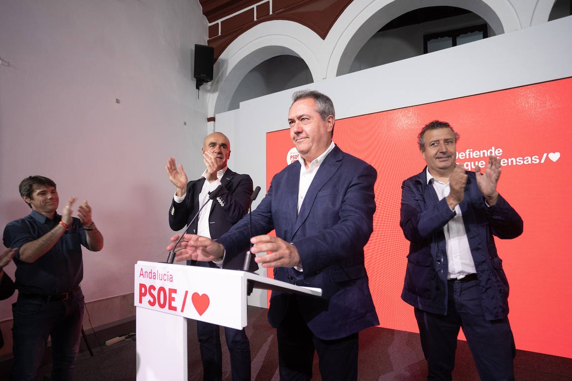 La noche electoral en la sede del PSOE, ubicada en la calle San Vicente
