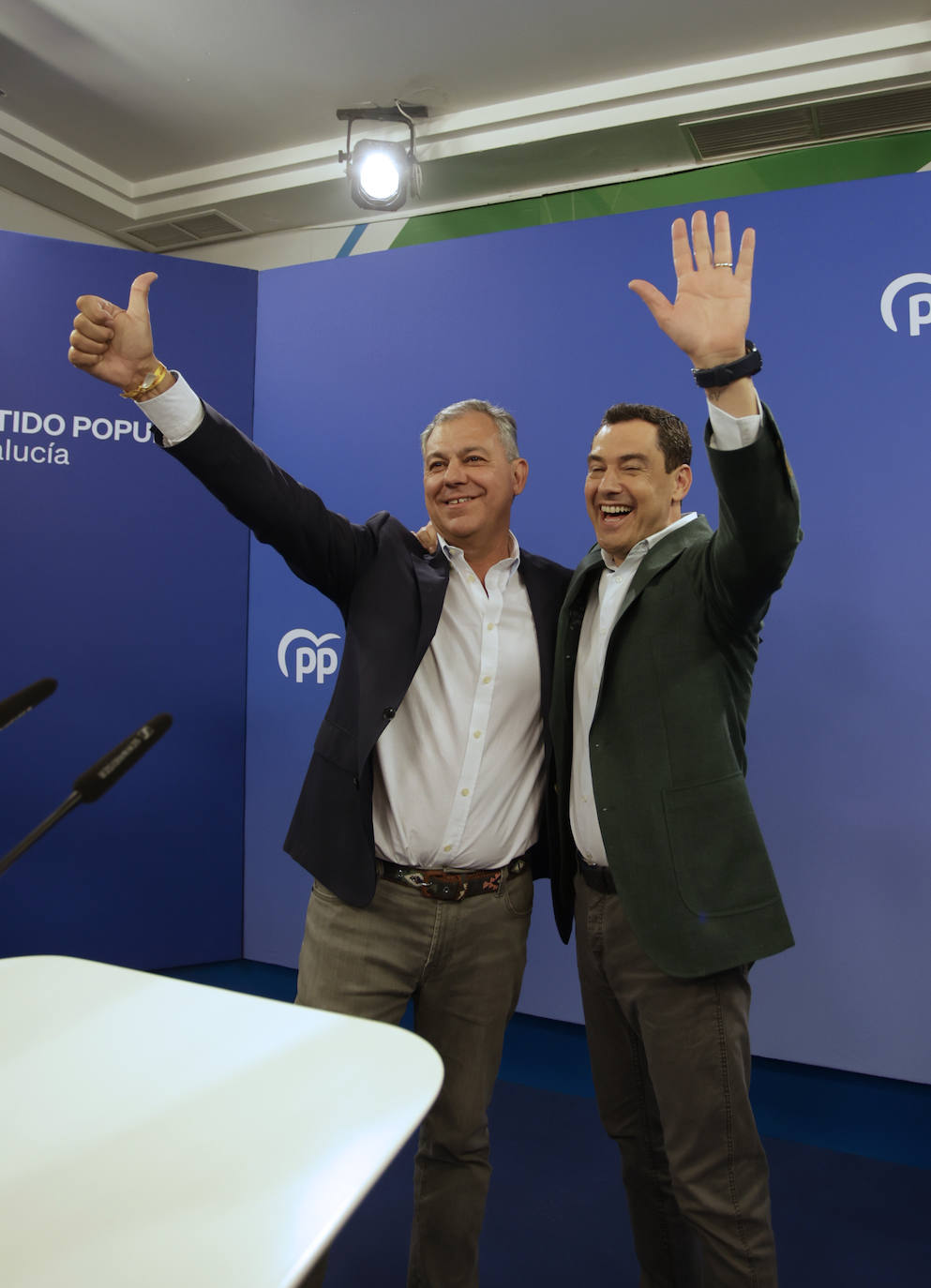 Noche electoral en la sede del PP de la Calle San Fernando